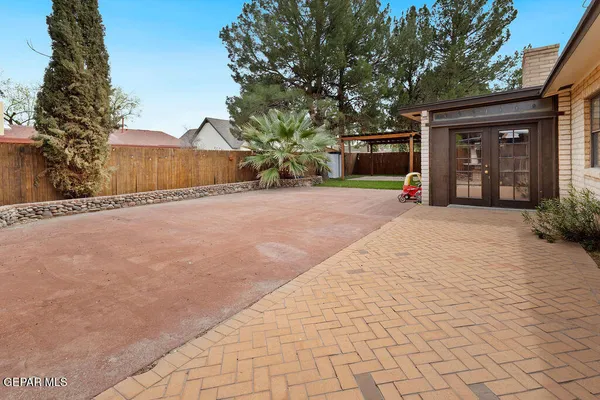 $375,000 | 4953 Vista Grande Circle, El Paso, TX 79922