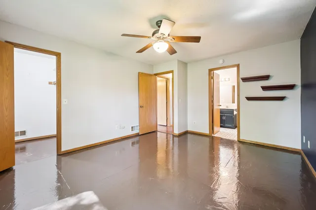 $2,995 | 11819 West River Road, Champlin, MN 55316