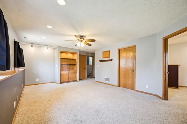 $2,995 | 11819 West River Road, Champlin, MN 55316