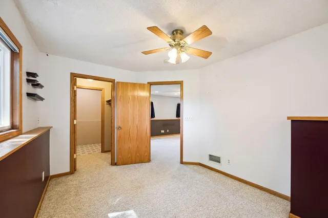 $2,995 | 11819 West River Road, Champlin, MN 55316