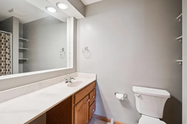 $2,995 | 11819 West River Road, Champlin, MN 55316