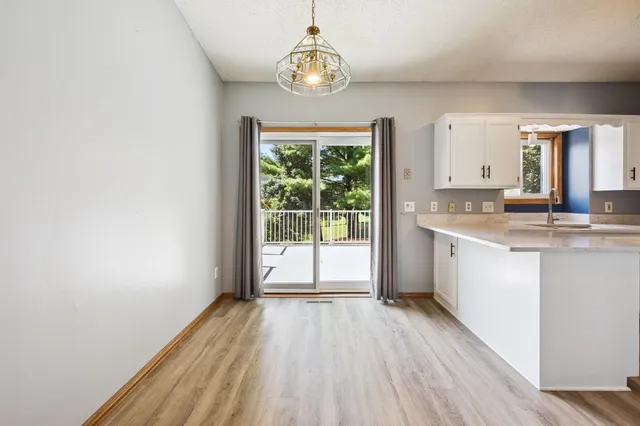 $2,995 | 11819 West River Road, Champlin, MN 55316