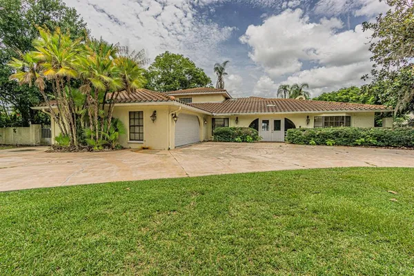 $5,495 | 18129 Crawley Road, Odessa, FL 33556