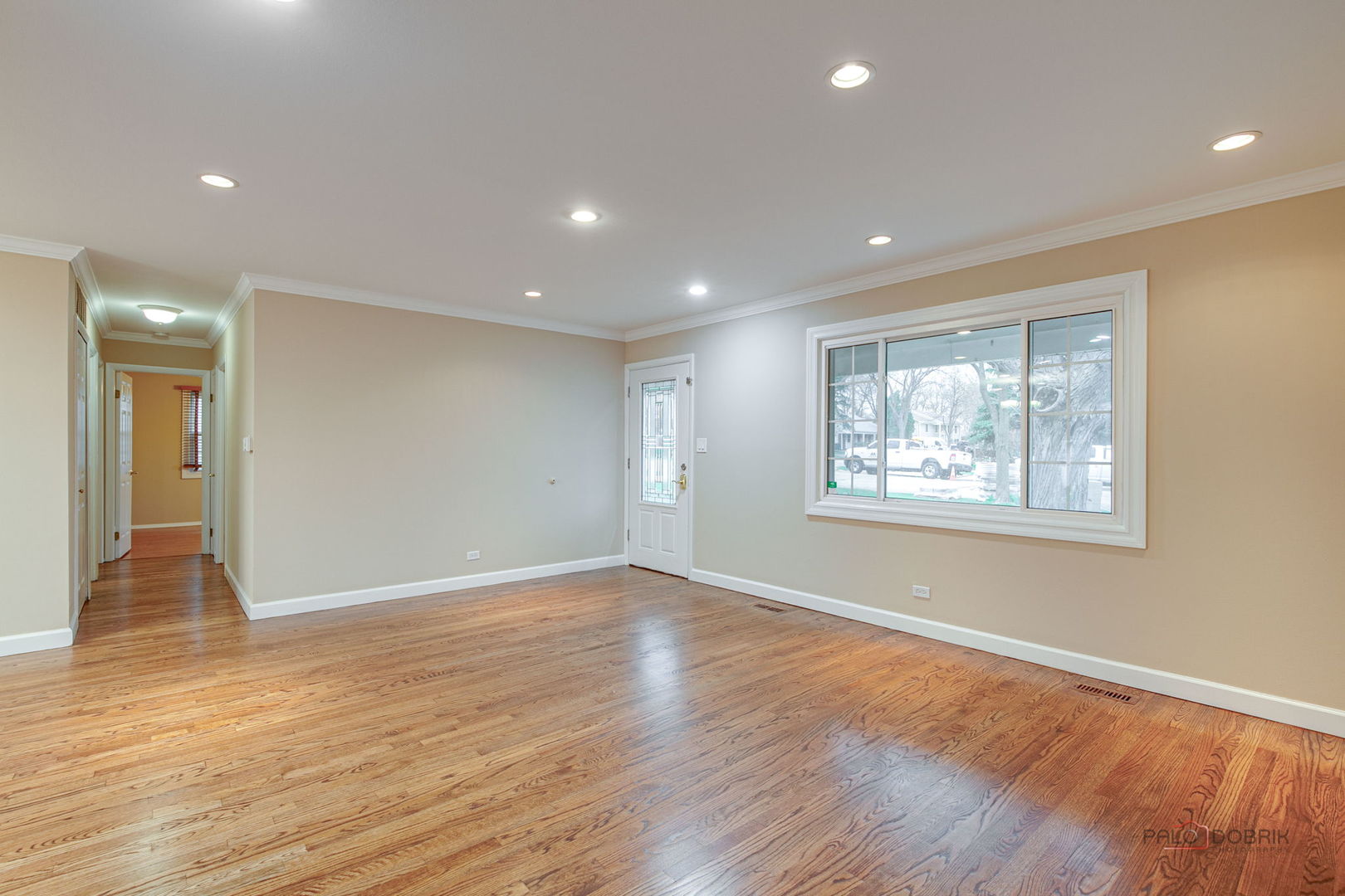 899 Bernard Drive Buffalo Grove, IL 60089 - Photo 10 of 36