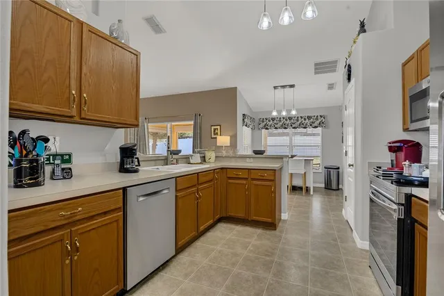 $420,000 | 10521 Cedar Forest Circle, Clermont, FL 34711