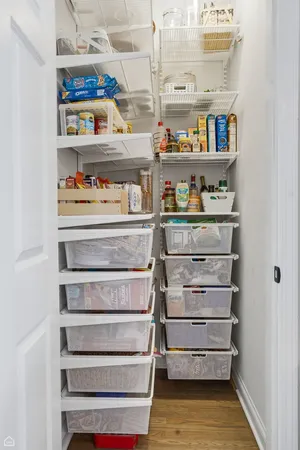 $4,950 | 26 East 14th Place, Unit 14W, Chicago, IL 60605