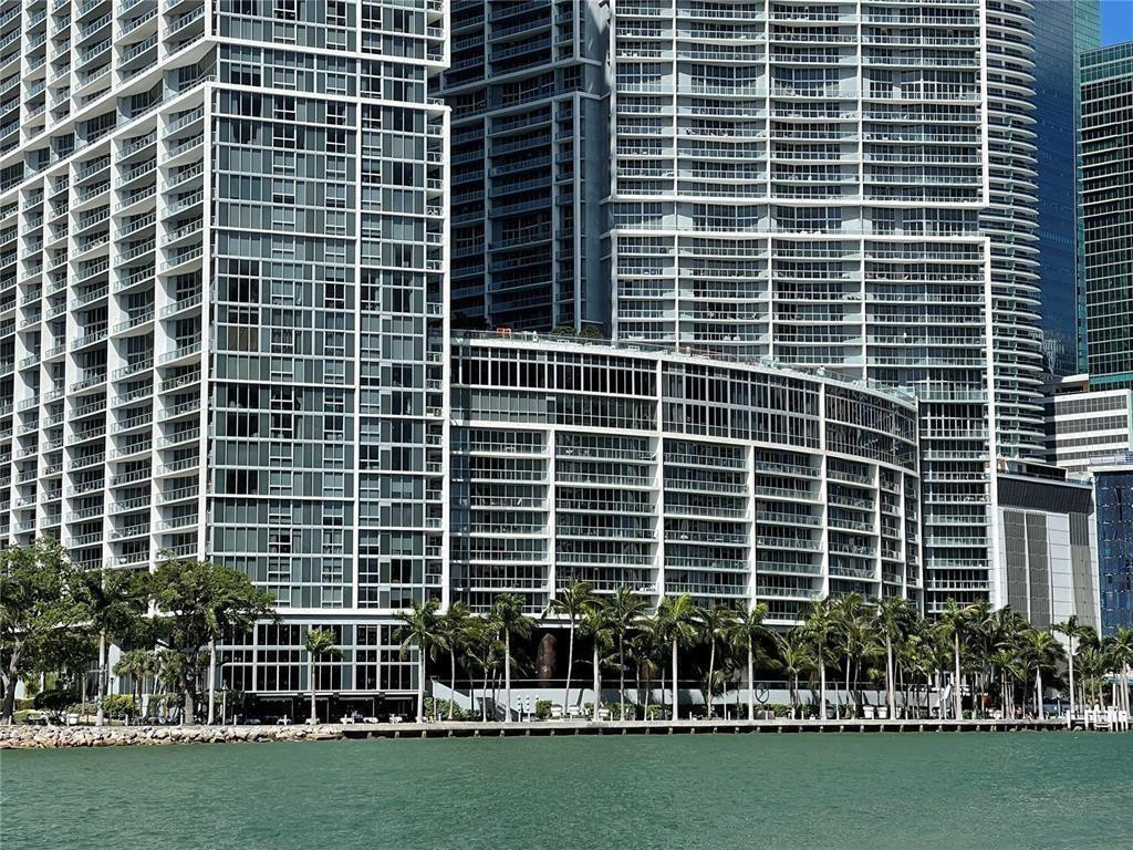 465 Brickell Avenue, Unit 2706 Miami, FL 33131 - Photo 12 of 26 Photo 12