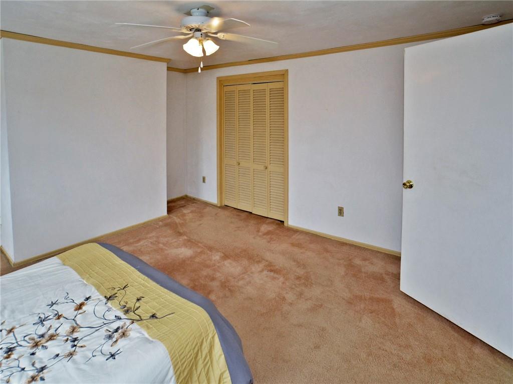 352 Finley Road Pittsburgh, PA 15239 - Photo 20 of 25