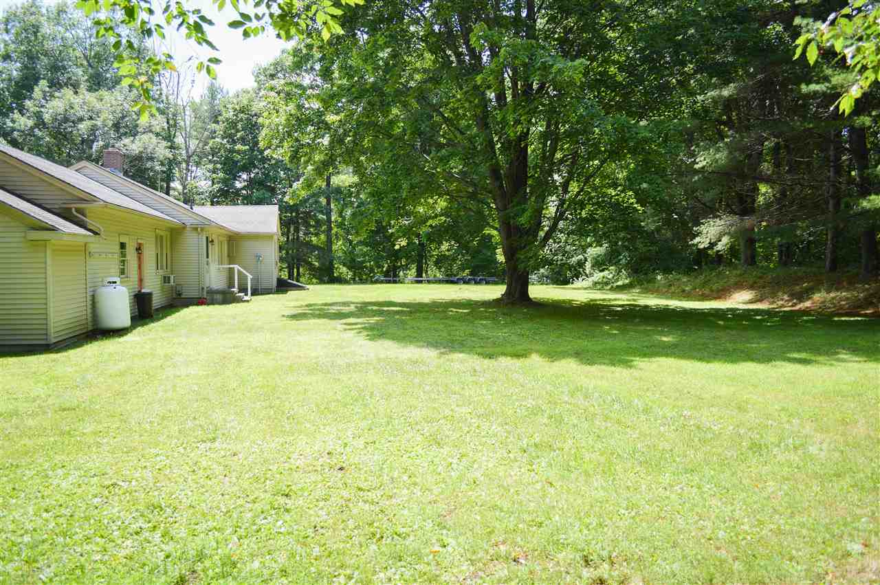 39 Forest Road Wolfeboro, NH 03894 - Photo 5 of 33 Gallery Image 5