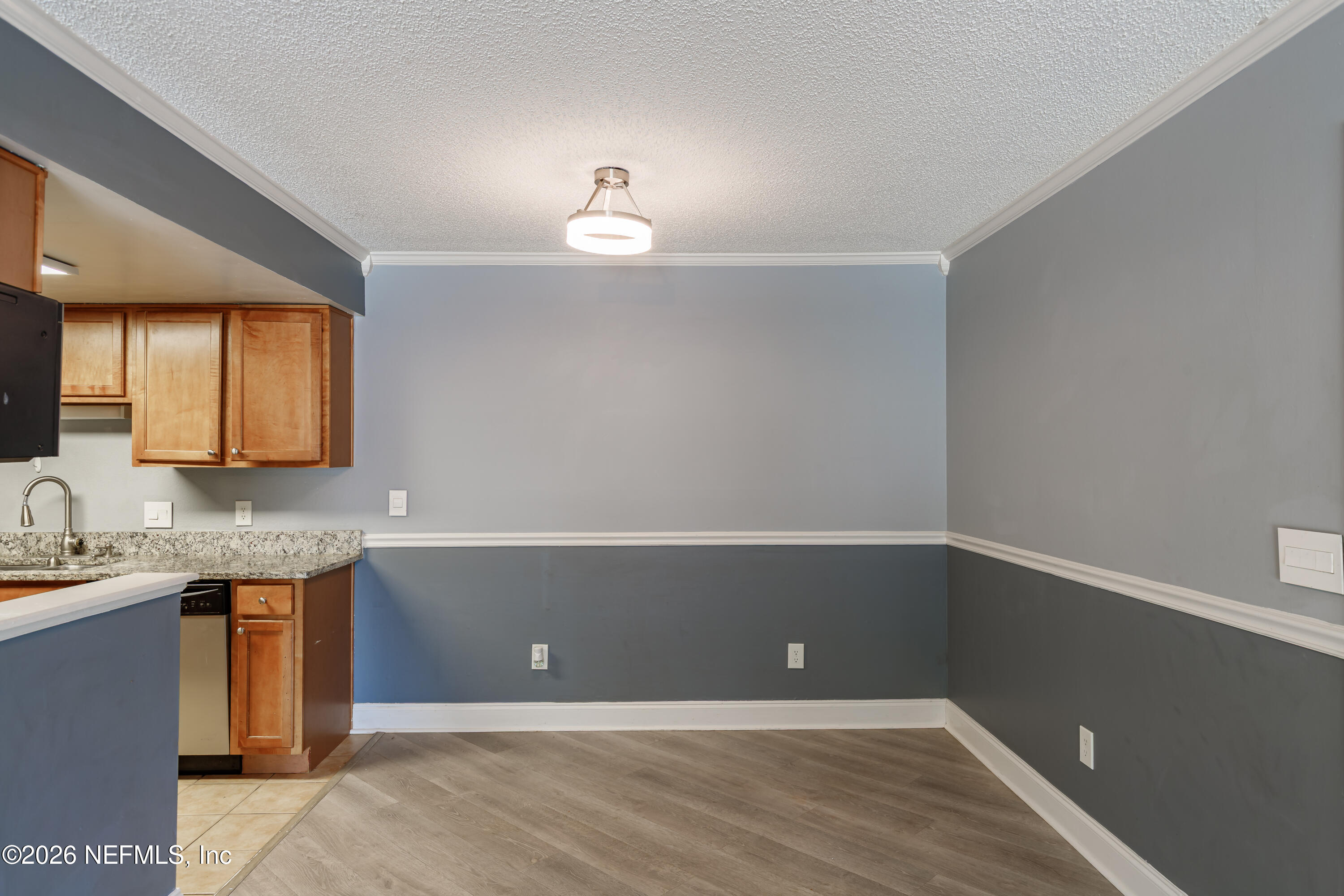 3737 Loretto Road, Unit 905 Jacksonville, FL 32223 - Photo 10 of 28 Dining Room