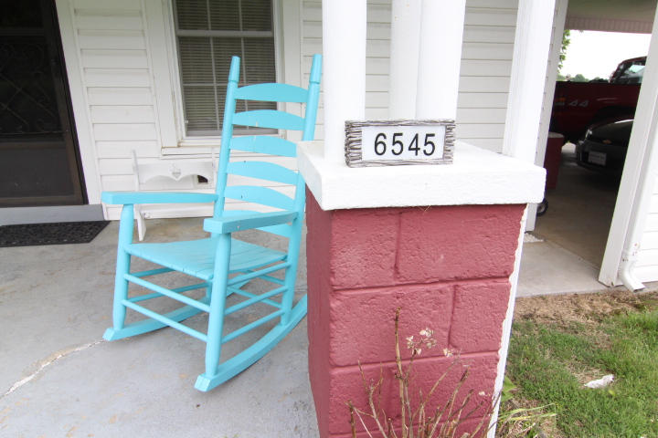 6545 Calloway Road Loudon, TN 37774 - Photo 3 of 20 6545 Calloway Road Front Porch David Poz