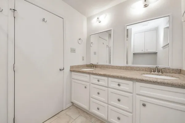 $1,995 | 6019 Spellman Road, Houston, TX 77096