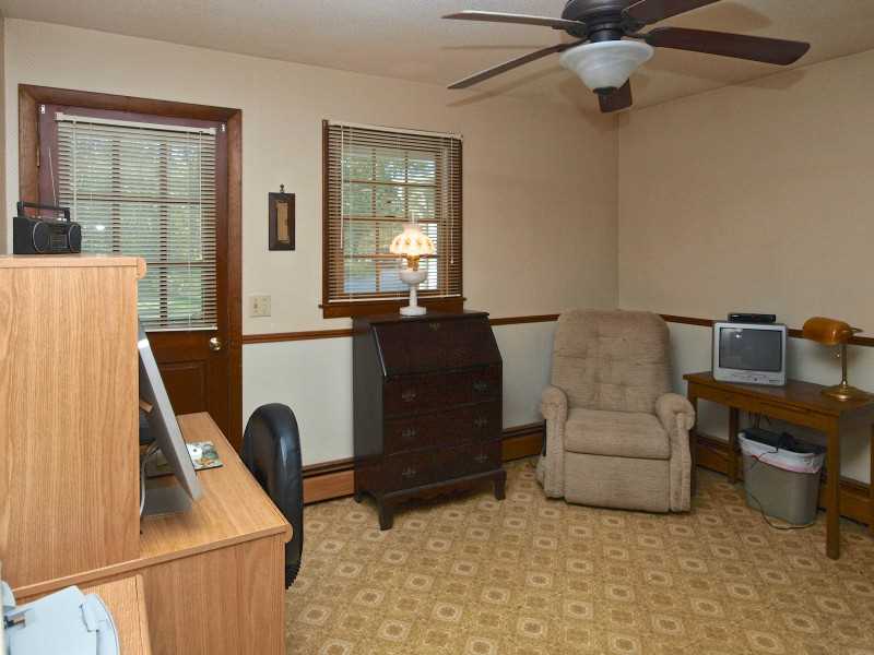 454 Ten Rod Road Exeter, RI 02822 - Photo 16 of 25 Studio/Study/Office.