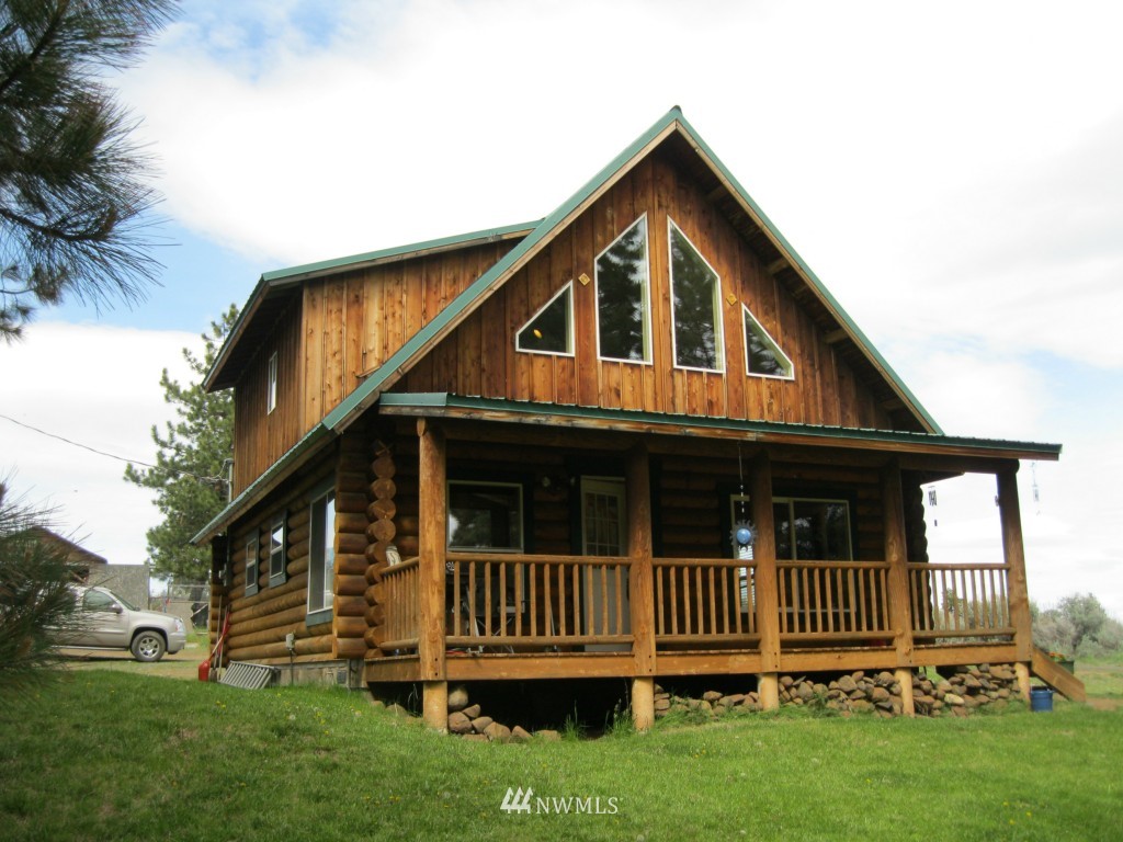 103 Falcon Ridge Road East Wenatchee, WA 98802 - Photo 1 of 1 Gallery Image 1