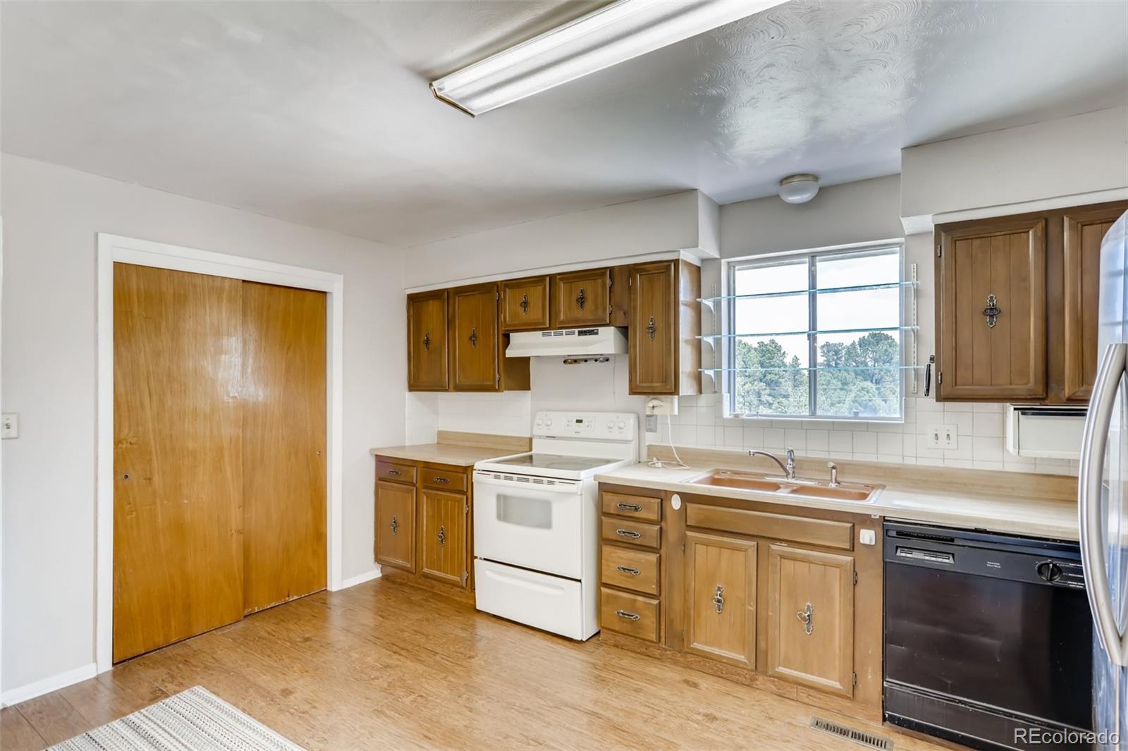 1828 Buttercup Road Elizabeth, CO 80107 - Photo 10 of 29 Gallery Image 10