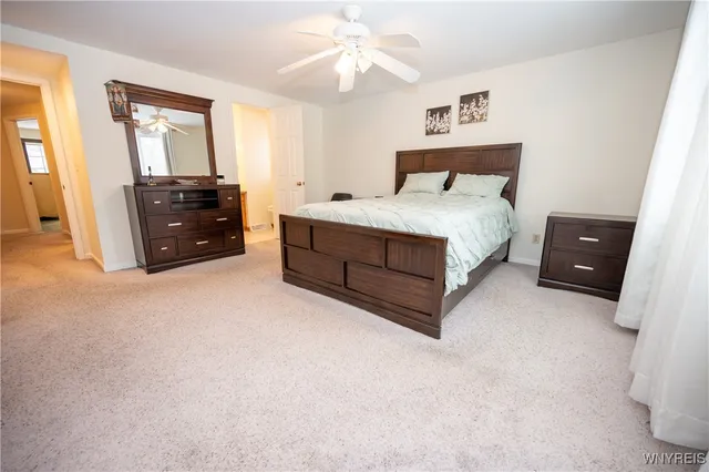 $439,900 | 386 Old Oak Post Road, Amherst, NY 14051