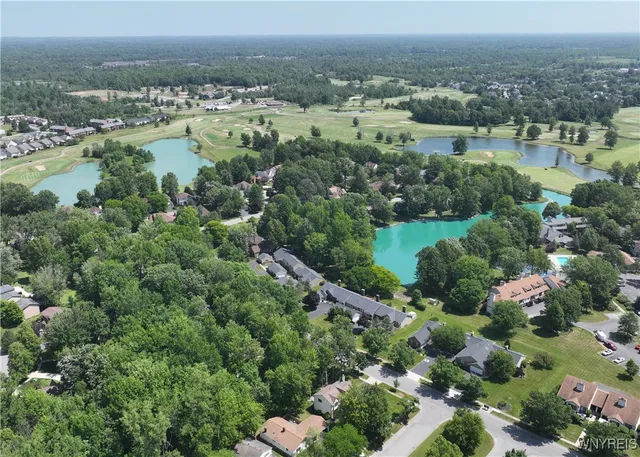 $439,900 | 386 Old Oak Post Road, Amherst, NY 14051