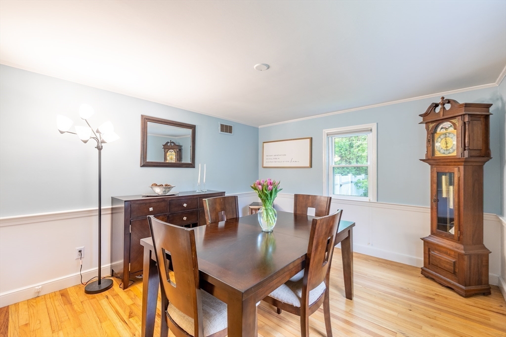 26 Roundtop Road Boxford, MA 01921 - Photo 17 of 42 a view of a dining room with furniture