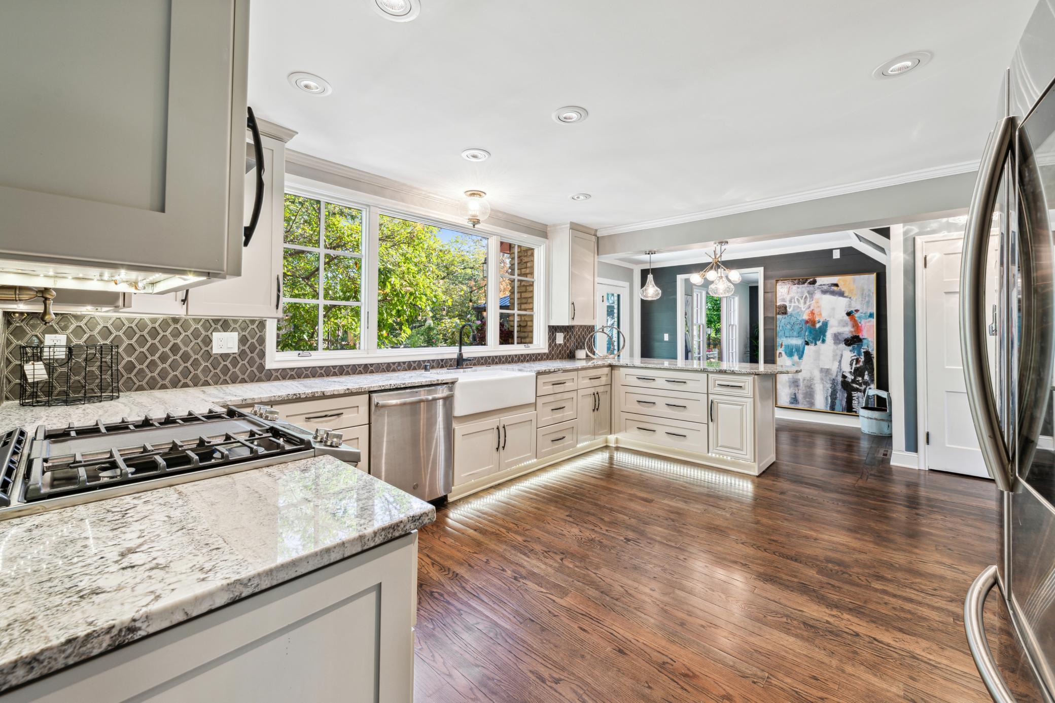 4508 Sunset Ridge Golden Valley, MN 55416 - Photo 8 of 48 Gallery Image 8