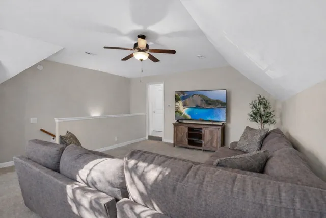 $529,900 | 233 Waldronview Drive, Lascassas, TN 37085