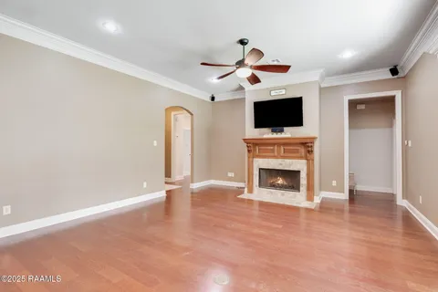 $295,000 | 227 Cedar Grove Drive, Youngsville, LA 70592