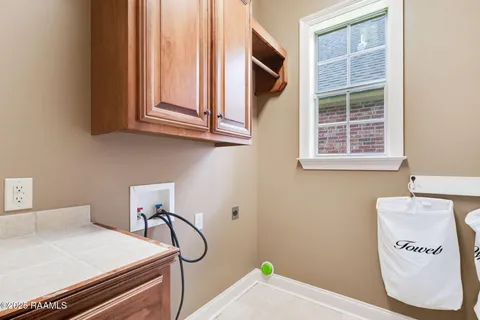 $295,000 | 227 Cedar Grove Drive, Youngsville, LA 70592