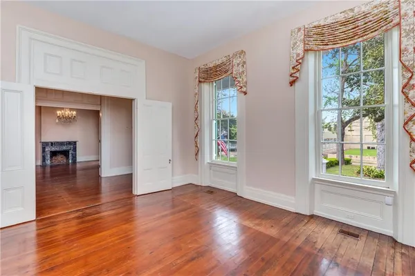 $1,285,000 | 701 North Union Street, Natchez, MS 39120