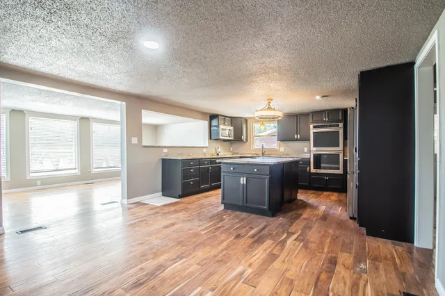 $299,000 | 21 Comanche Drive, Lubbock, TX 79404