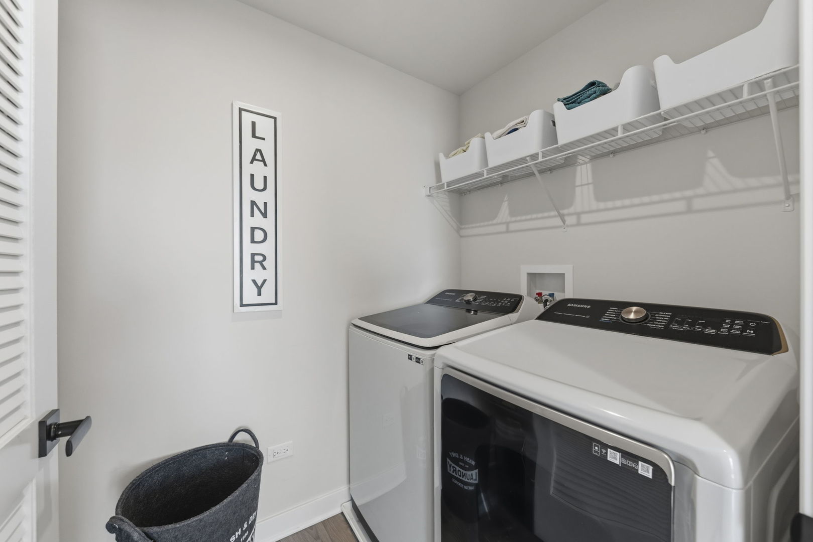 319 Atkinson Drive Sugar Grove, IL 60554 - Photo 21 of 35 a utility room with dryer and washer