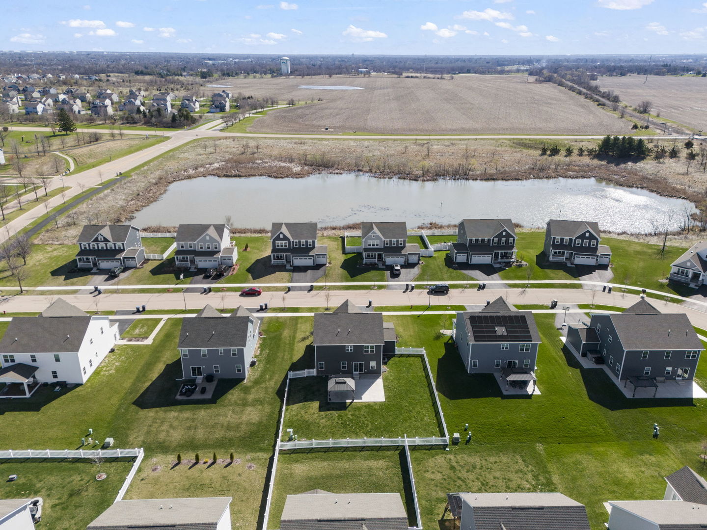 319 Atkinson Drive Sugar Grove, IL 60554 - Photo 30 of 35 a view of a city with lawn chairs