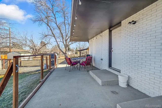 a view of a house with a outdoor space