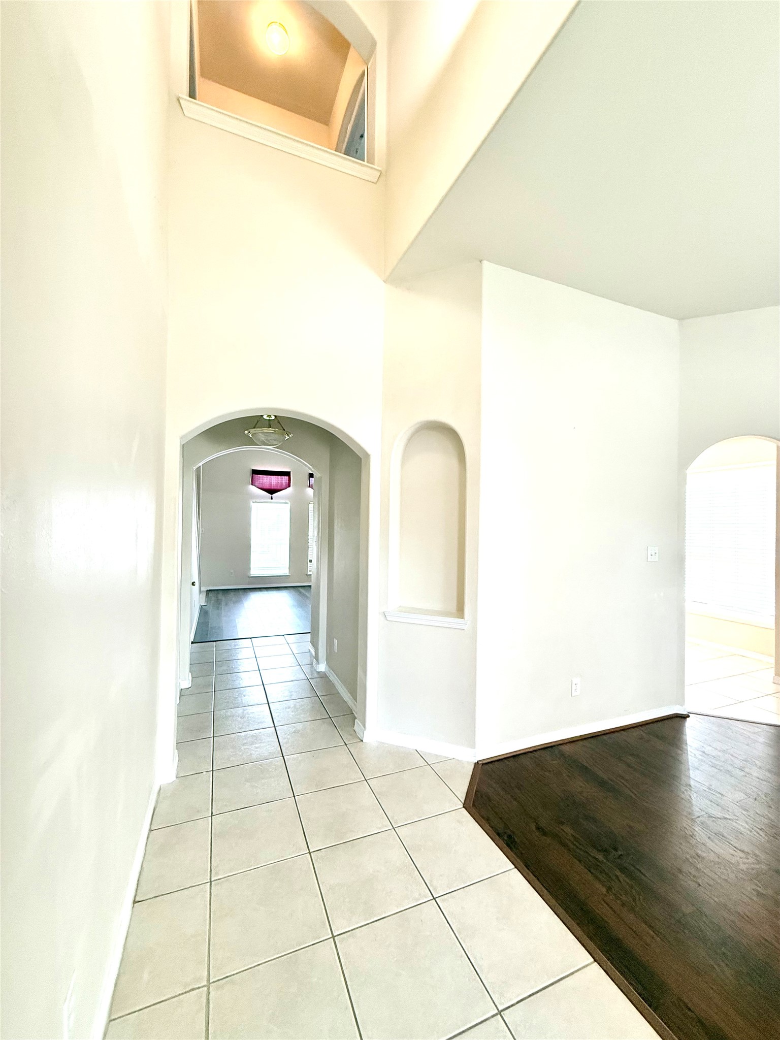 2207 Donrel Way Houston, TX 77067 - Photo 3 of 15