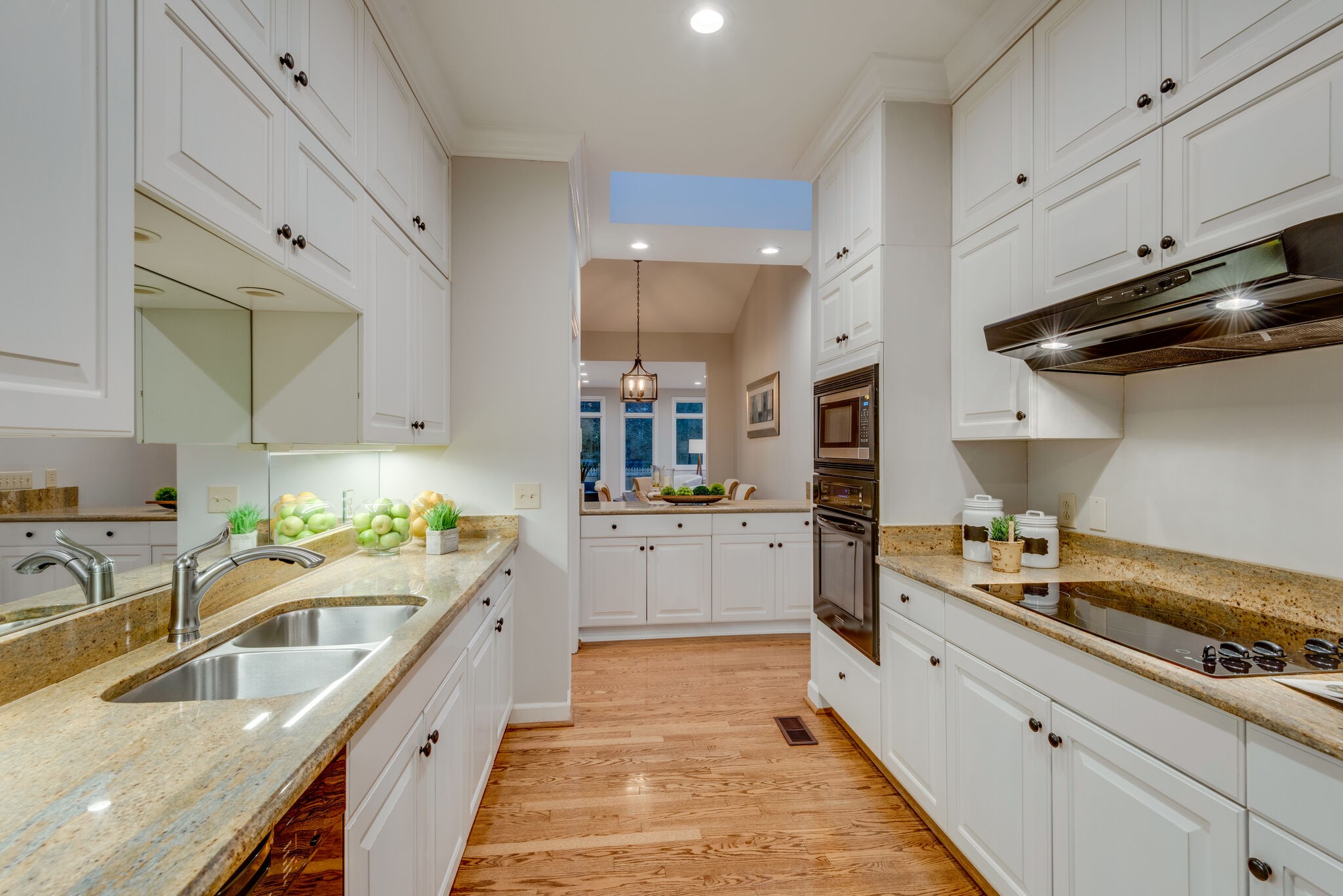 4413 Charleston Pl Circle Nashville, TN 37215 - Photo 12 of 49