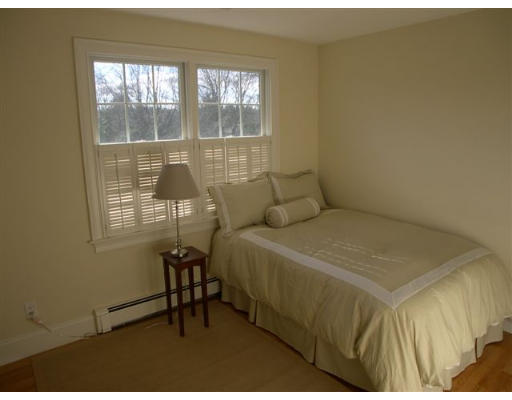 16 Longmeadow Road Weston, MA 02493 - Photo 16 of 30