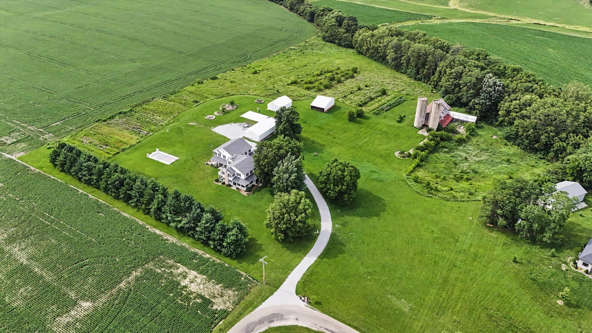 1090 Bucks Pond Road Monticello, IL 61856 - Photo 131 of 132