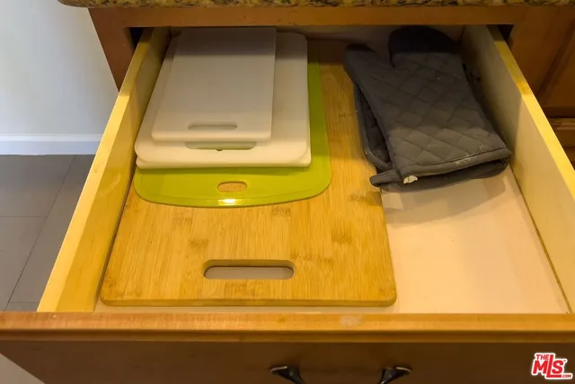 $4,995 | 11257 Collett Avenue, Granada Hills, CA 91344