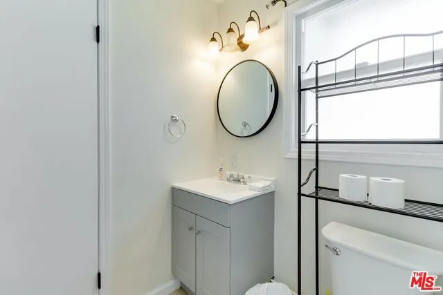 $4,995 | 11257 Collett Avenue, Granada Hills, CA 91344