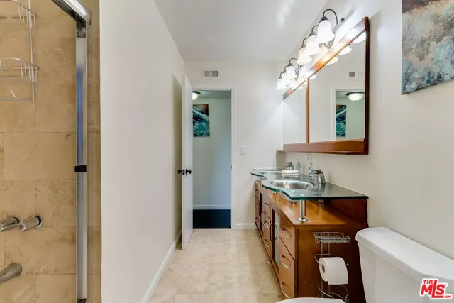 $4,995 | 11257 Collett Avenue, Granada Hills, CA 91344