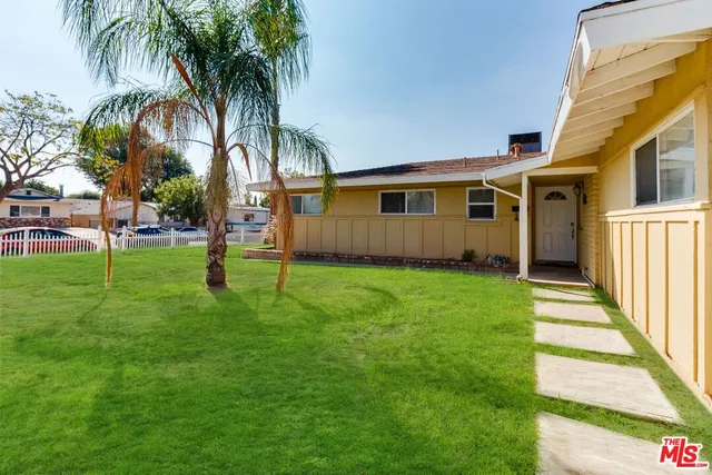 $4,995 | 11257 Collett Avenue, Granada Hills, CA 91344