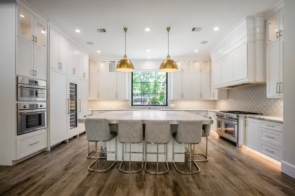 $2,695,000 | 3438 West Benders Landing Boulevard, Spring, TX 77386