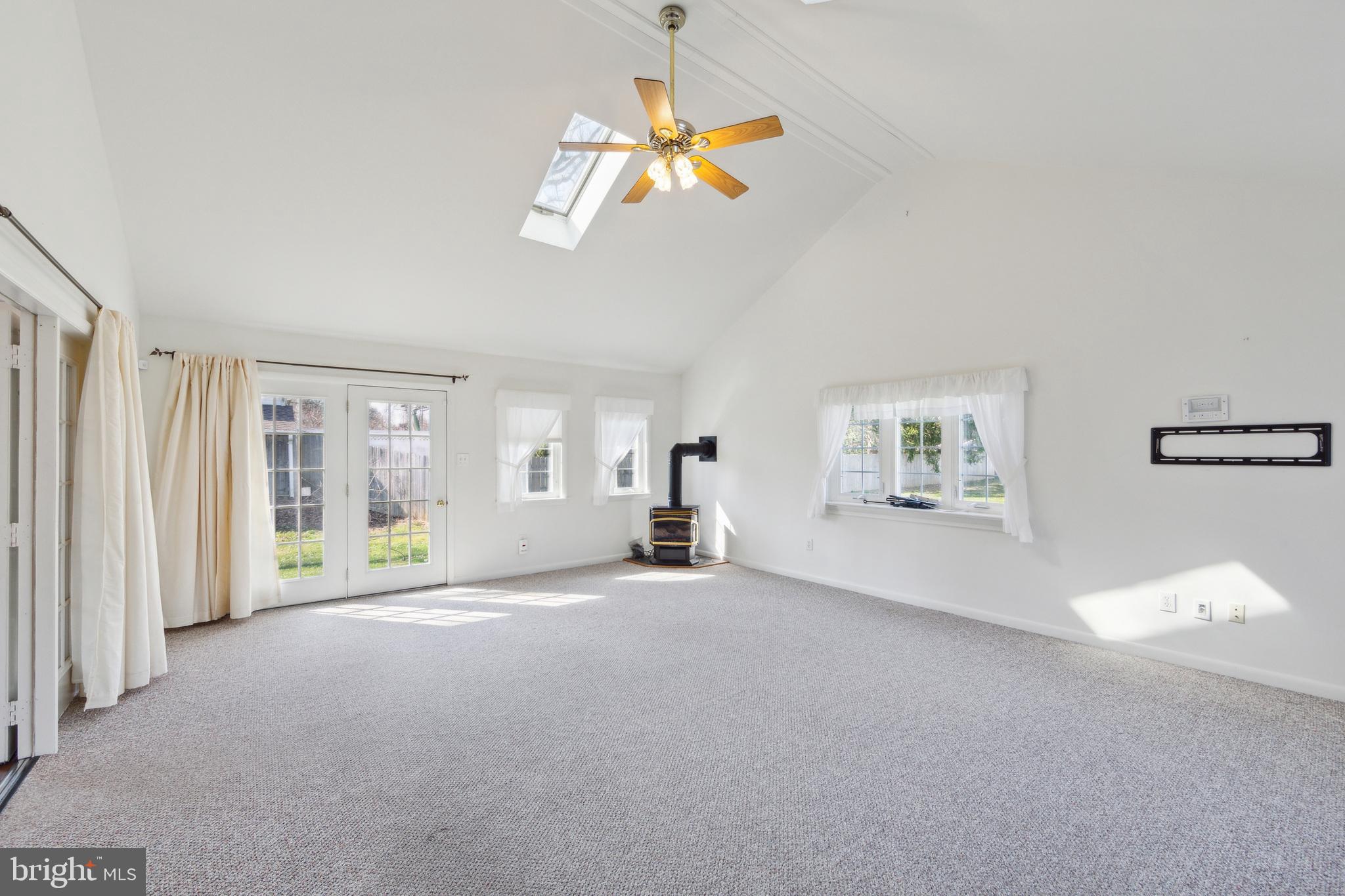 640 Reeceville Road Coatesville, PA 19320 - Photo 10 of 22 Family /Great Room