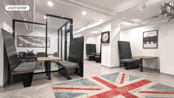 $525,000 | 24-39 38th Street, Unit D7 | Astoria