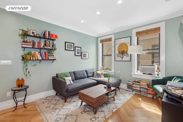$525,000 | 24-39 38th Street, Unit D7 | Astoria