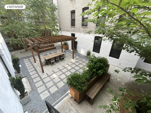 $525,000 | 24-39 38th Street, Unit D7 | Astoria
