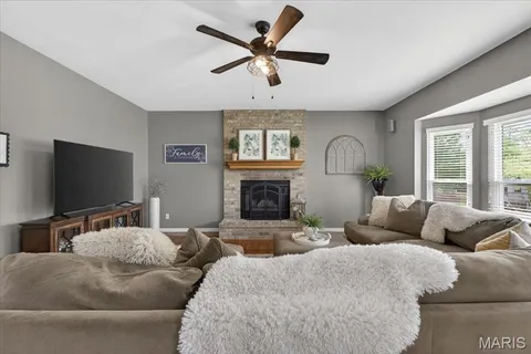 $549,000 | 1 Bayport Court, O'Fallon, MO 63368