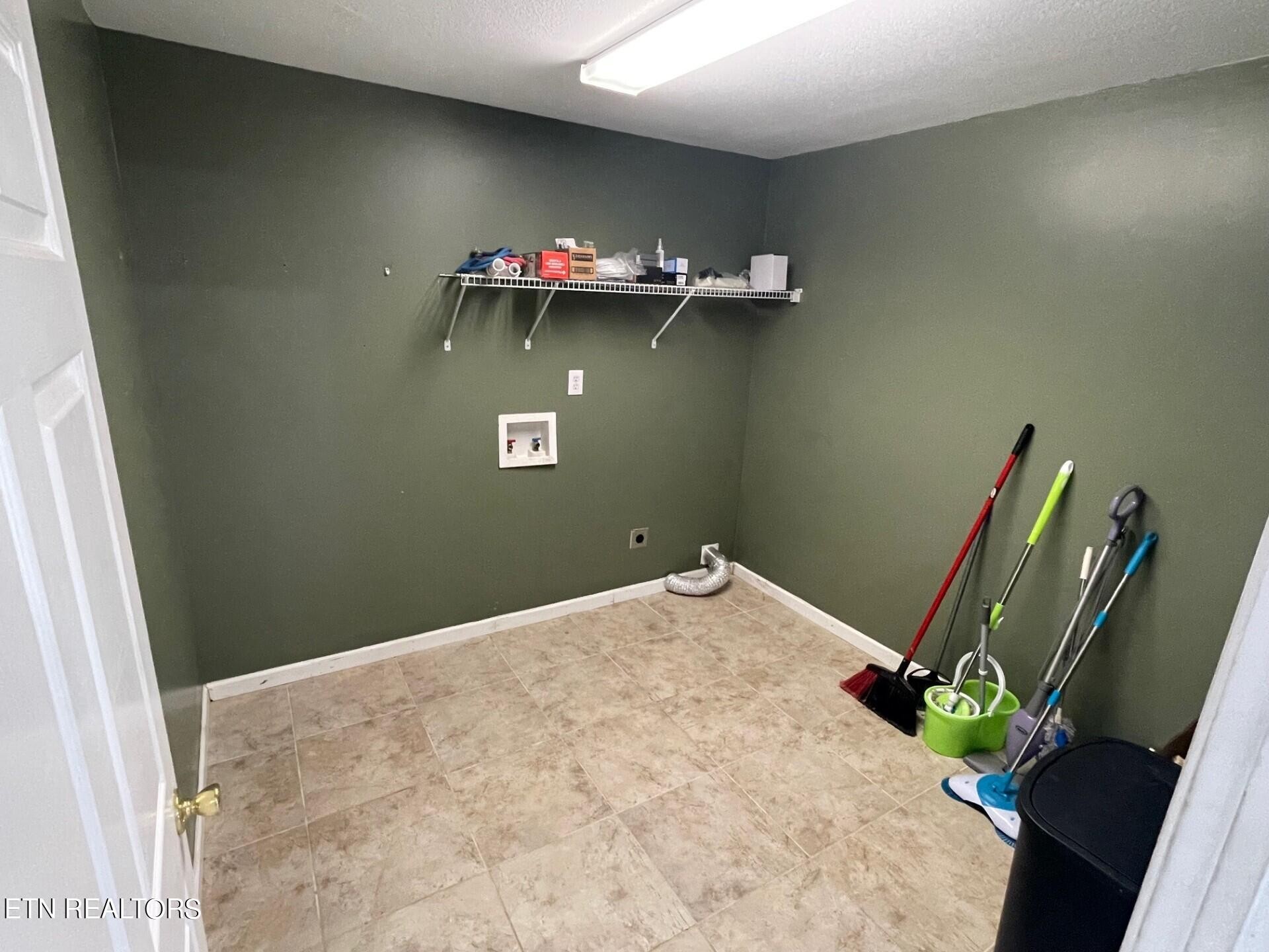 5409 Old Niles Ferry Road Maryville, TN 37801 - Photo 16 of 43 a view of a room with chairs