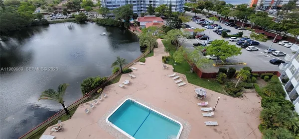 $1,650 | 1300 Northeast Miami Gardens Drive, Unit 819E, Miami, FL 33179