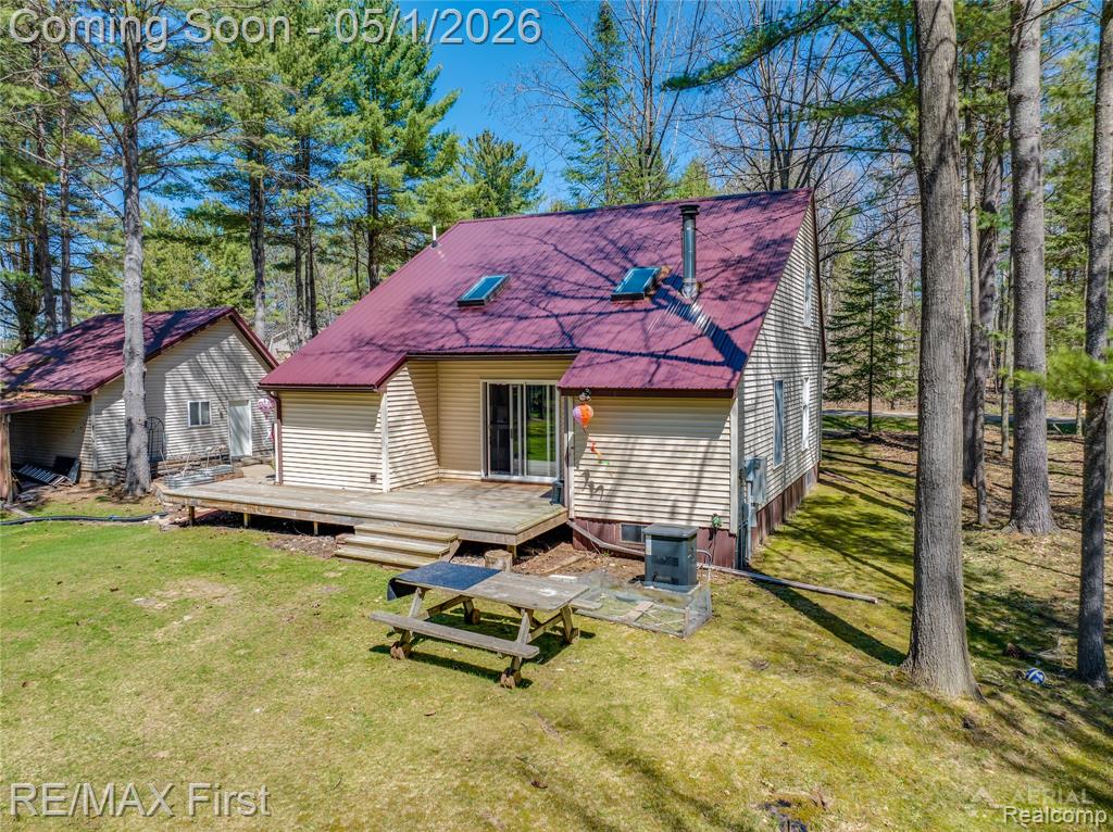 2063 Victoria Court Lupton, MI 48635 - Photo 8 of 42