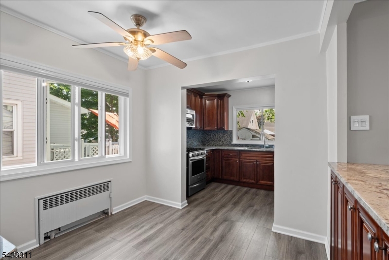175 Colonial Road West Union, NJ 07083 - Photo 15 of 50