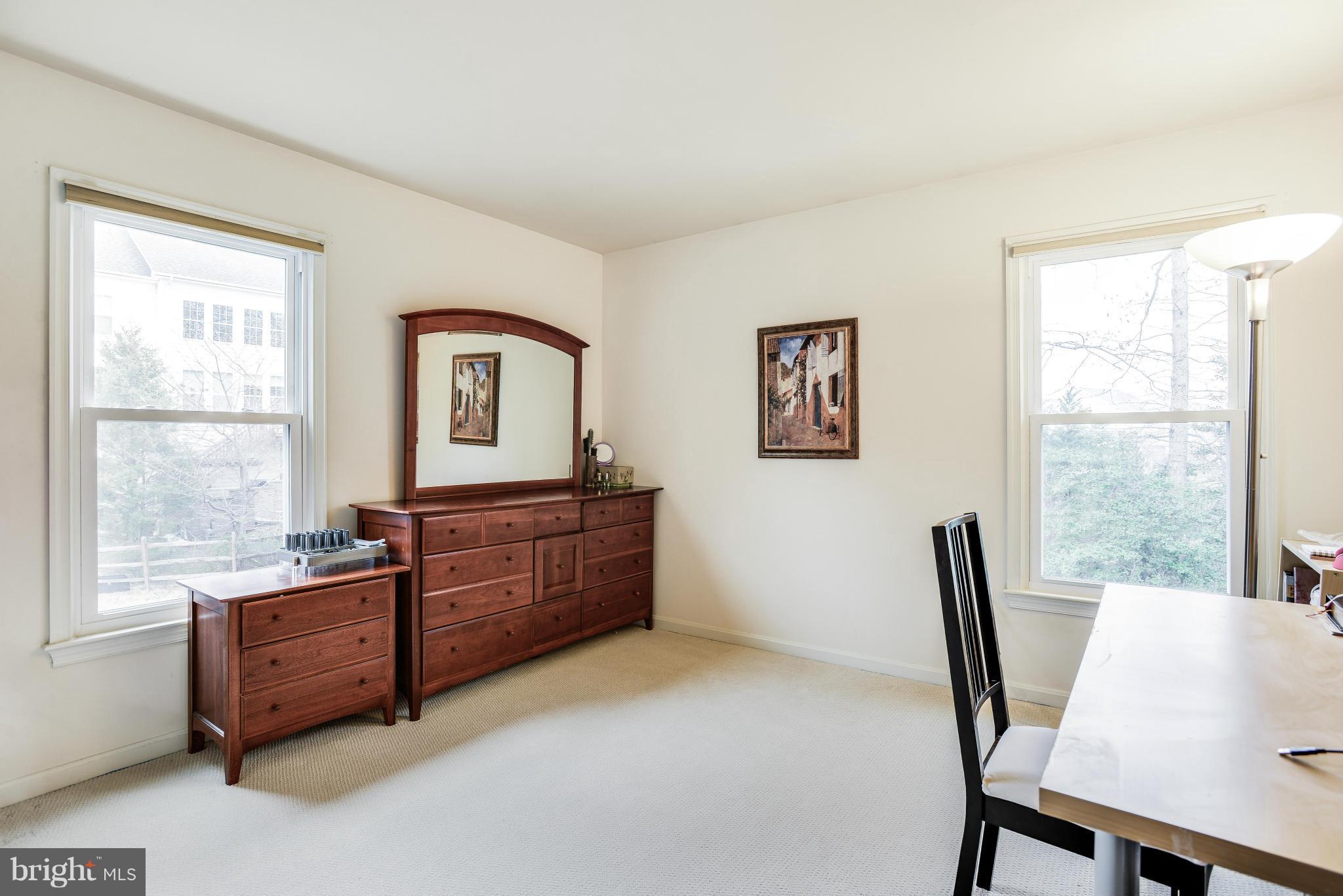 7724 Huntsman Boulevard Springfield, VA 22153 - Photo 17 of 30 Bedroom 1